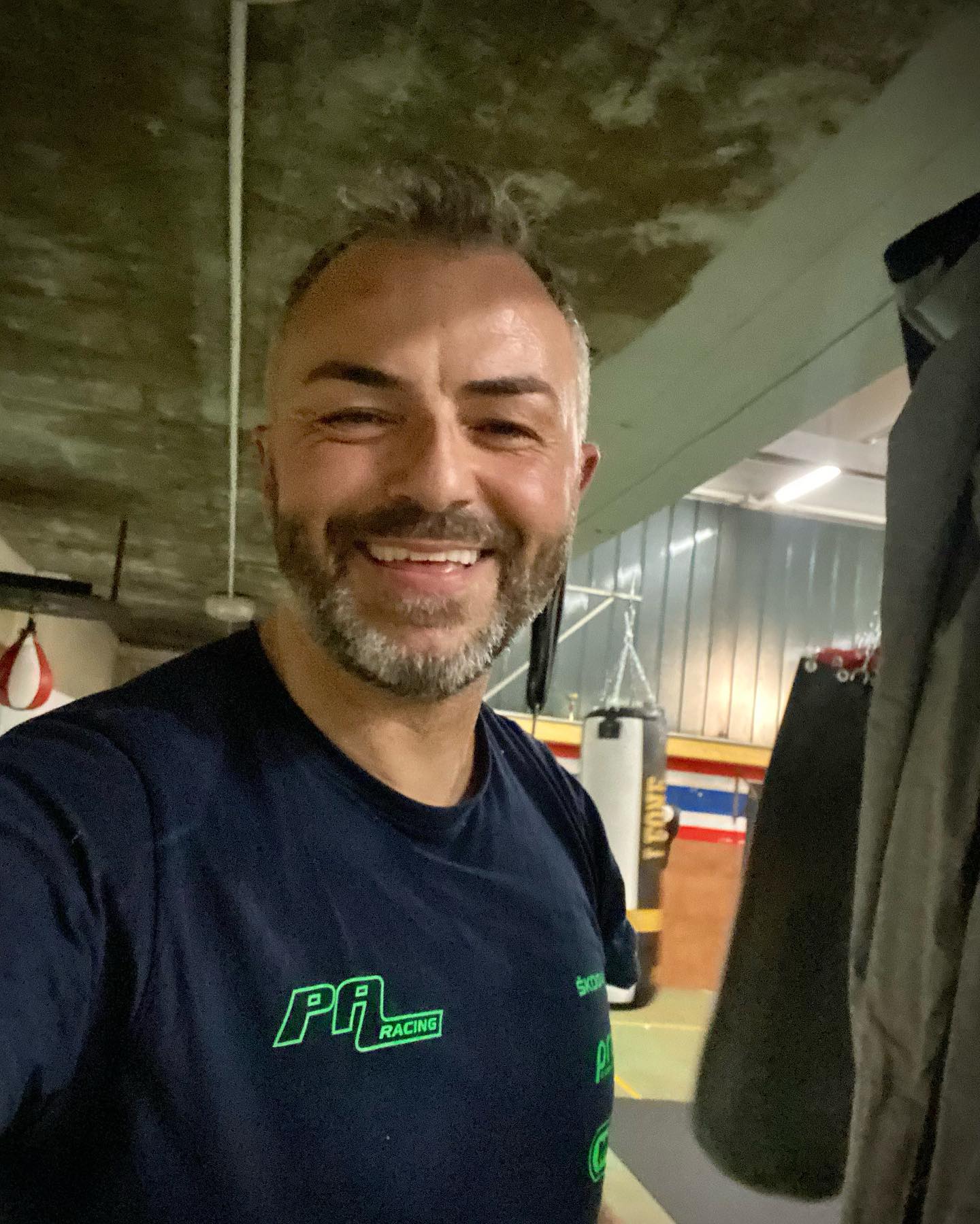 Invecchiare a suon di 🥊….mi piace 🤩
#sport #passione #lifestile