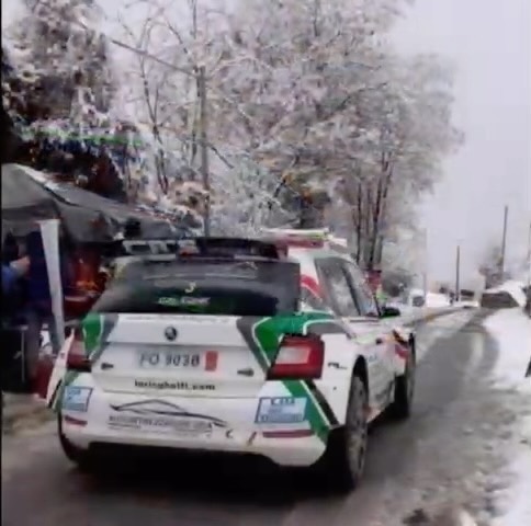 Più che un auto….questa è un astronave !!!!