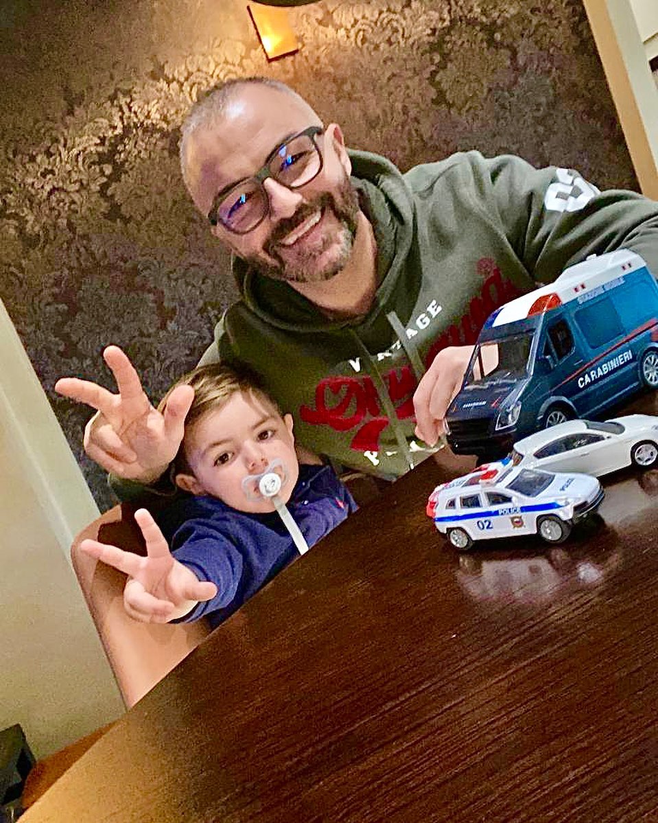 Faccio il papà da 20 anni ed ancora mi chiedo se sono all’altezza….Questi marmocchi sono la forza propulsiva che ci fa muovere ogni singolo passo 🚀🚀🚀
Buon compleanno maschio alfa Leo #3